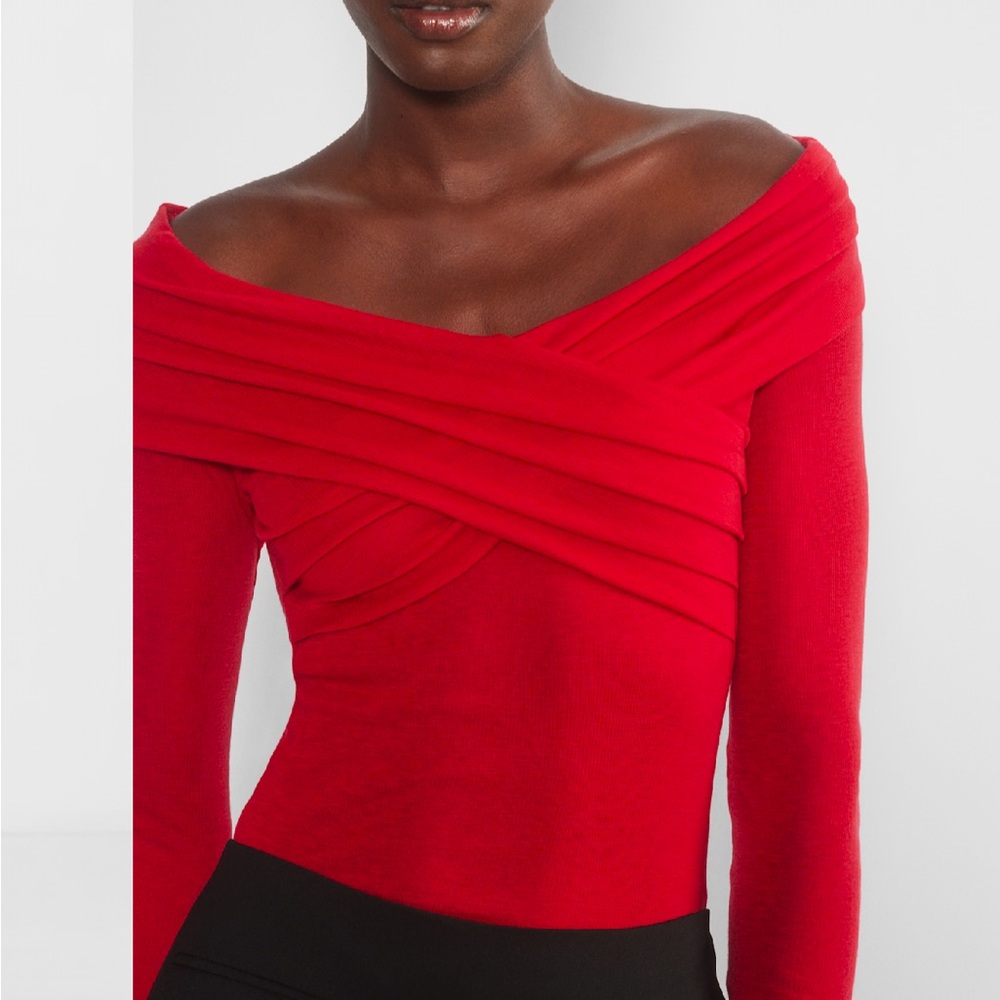 NWT Aritzia Babaton Red Off-Shoulder top